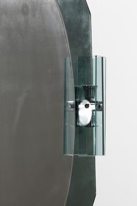 VECA : Specchio con coppia di appliques  - Asta Asta 374 | DESIGN E ARTI DECORATIVE DEL NOVECENTO Virtuale - Associazione Nazionale - Case d'Asta italiane