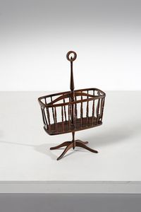 MANIFATTURA ITALIANA : Lotto composto da coppia di sedie, tavolino e portariviste  - Asta Asta 374 | DESIGN E ARTI DECORATIVE DEL NOVECENTO Virtuale - Associazione Nazionale - Case d'Asta italiane