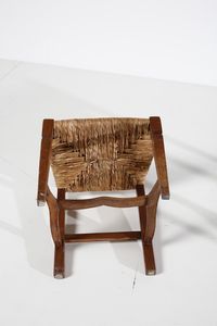 MANIFATTURA ITALIANA : Lotto composto da coppia di sedie, tavolino e portariviste  - Asta Asta 374 | DESIGN E ARTI DECORATIVE DEL NOVECENTO Virtuale - Associazione Nazionale - Case d'Asta italiane