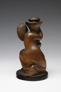 SCUOLA DI VALGARDENA : Figura di donna con cornucopia  - Asta Asta 374 | DESIGN E ARTI DECORATIVE DEL NOVECENTO Virtuale - Associazione Nazionale - Case d'Asta italiane