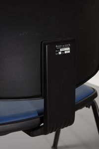 ETTORE SOTTSASS & HANS VON KLIER : Dodici sedie Edys della serie Olivetti Synthesis  - Asta Asta 374 | DESIGN E ARTI DECORATIVE DEL NOVECENTO Virtuale - Associazione Nazionale - Case d'Asta italiane