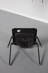 ETTORE SOTTSASS & HANS VON KLIER : Dodici sedie Edys della serie Olivetti Synthesis  - Asta Asta 374 | DESIGN E ARTI DECORATIVE DEL NOVECENTO Virtuale - Associazione Nazionale - Case d'Asta italiane