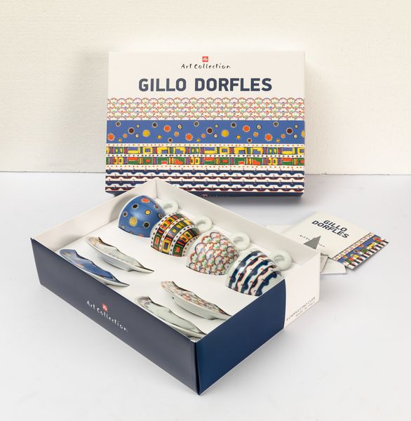 Set composto da 4 tazze da cappuccino  - Asta Grafiche e Multipli del XX secolo - Associazione Nazionale - Case d'Asta italiane