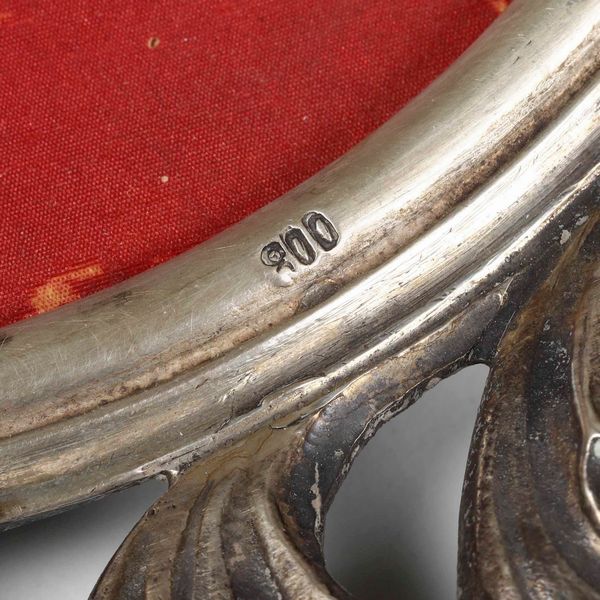Due cornici. Argento fuso, sagomato e cesellato. Una argenteria artistica italiana, prima met XX secolo, una Birmingham 1927  - Asta Argenti - Associazione Nazionale - Case d'Asta italiane