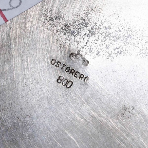 Servito da otto coppette in argento e vetro. Argenteria italiana del XX secolo. Incussa firma Ostorero  - Asta Argenti - Associazione Nazionale - Case d'Asta italiane