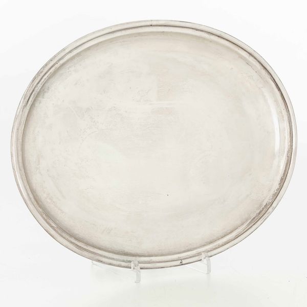 Vassoio ovale in argento. Argenteria italiana del XX secolo. Argentiere Cesa, Alessandria  - Asta Argenti - Associazione Nazionale - Case d'Asta italiane