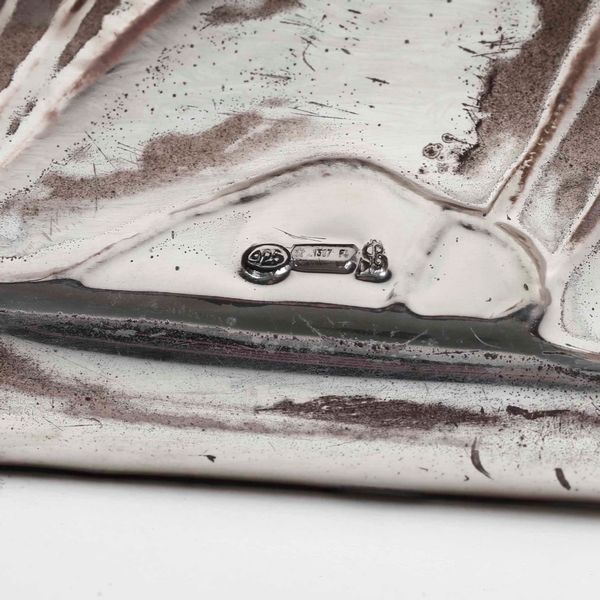 Due cornici e icona. Argento fuso e sagomato. Differenti manifatture italiane del XX secolo  - Asta Argenti - Associazione Nazionale - Case d'Asta italiane