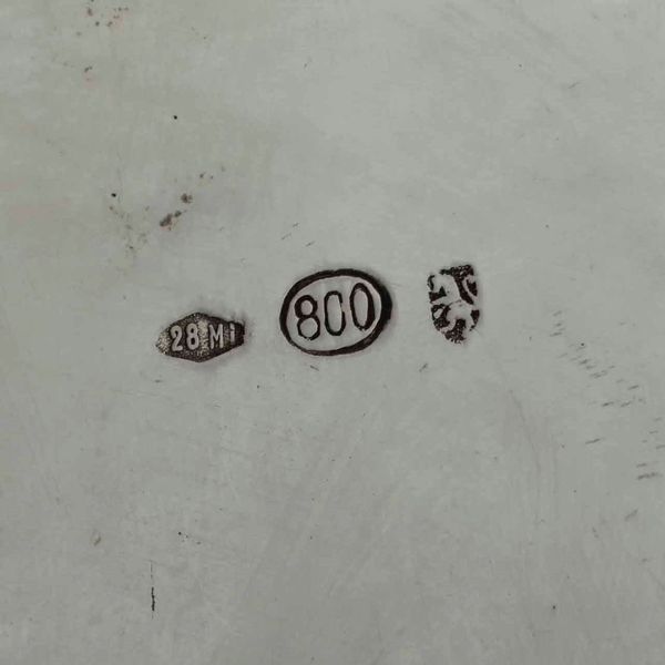 Due vaschette in argento. Argenteria milanese del XX secolo, argentieri differenti  - Asta Argenti - Associazione Nazionale - Case d'Asta italiane