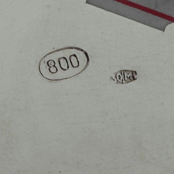 Due vaschette in argento. Argenteria milanese del XX secolo, argentieri differenti  - Asta Argenti - Associazione Nazionale - Case d'Asta italiane