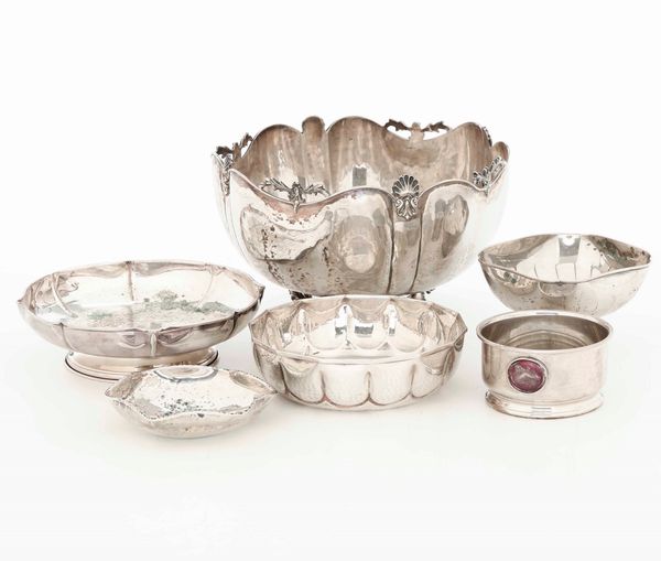 Lotto di oggetti in argento. Varie manifatture italiane del XX secolo  - Asta Argenti - Associazione Nazionale - Case d'Asta italiane