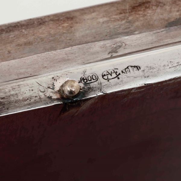 Presentoire in argento e specchio. Argenteria milanese del XX secolo. Argentiere Vittorio Beccaro  - Asta Argenti - Associazione Nazionale - Case d'Asta italiane