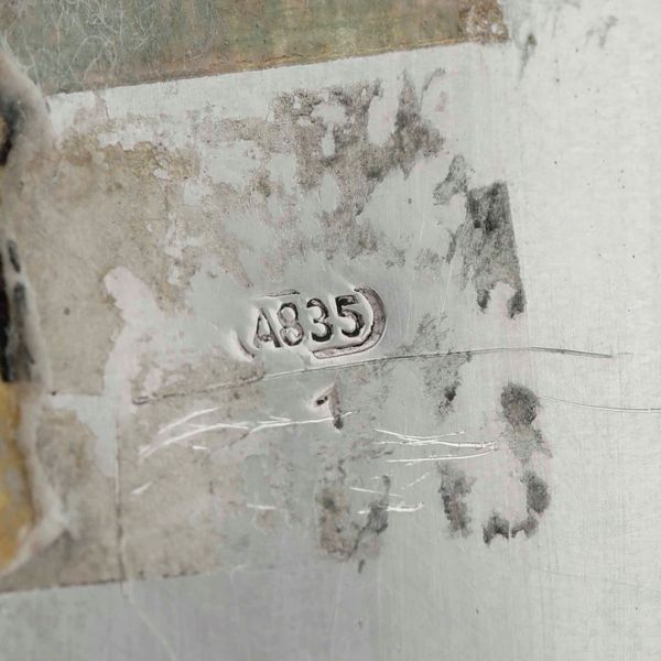 Contenitore in argento 835 fuso, sbalzato e cesellato. Argenteria artistica italiana del XX secolo  - Asta Argenti - Associazione Nazionale - Case d'Asta italiane