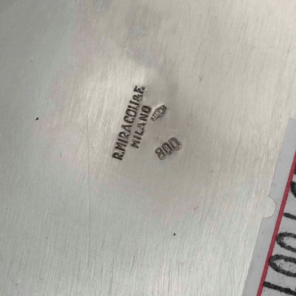 Versatoio. Argento fuso e sagomato. Argenteria milanese del XX secolo. Incisa scritta R.Miracoli & F.Milano  - Asta Argenti - Associazione Nazionale - Case d'Asta italiane