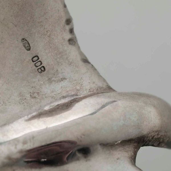 Tre ciotole a foglia in argento. Argenteria italiana del XX secolo. Argentieri differenti  - Asta Argenti - Associazione Nazionale - Case d'Asta italiane