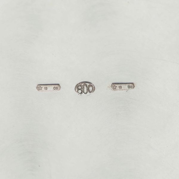 Ciotola in argento fuso, sbalzato e dorato. Argenteria lombarda del XX-XXI secolo, Como  - Asta Argenti - Associazione Nazionale - Case d'Asta italiane