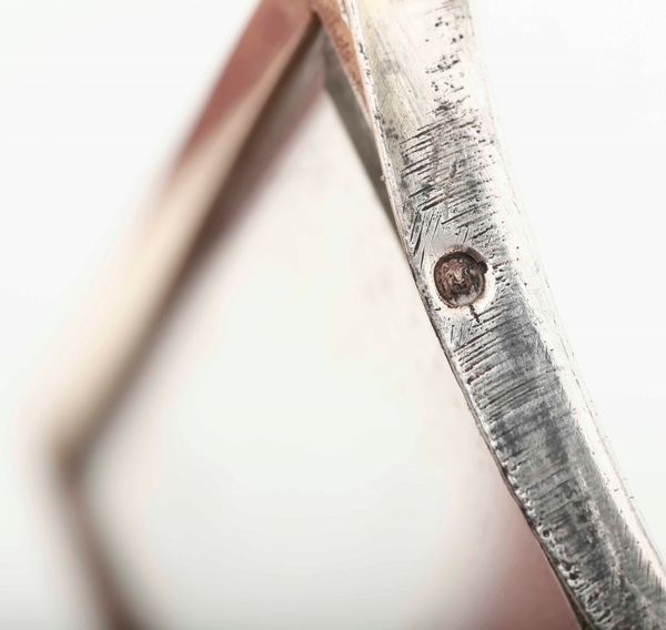 Lotto in argento composto da quattro scatole con coperchio, un vassoio, vaschetta con portacandele. Differenti epoche e manifatture  - Asta Argenti - Associazione Nazionale - Case d'Asta italiane