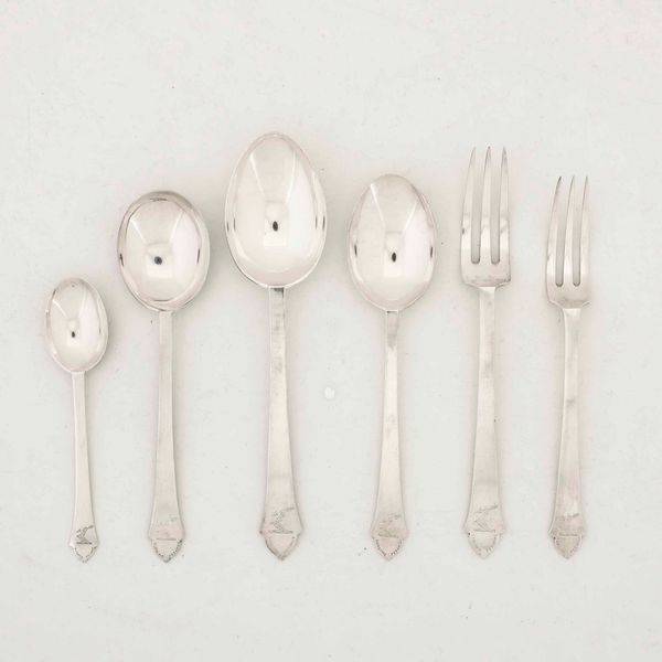 Servizio di posate in argento. Inghilterra, XX secolo, bollo della citt di Sheffield  - Asta Argenti - Associazione Nazionale - Case d'Asta italiane