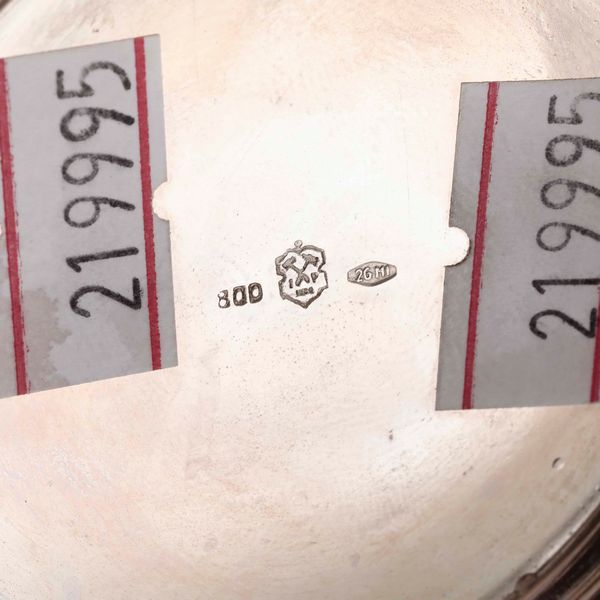 Piccola caffettiera e lattiera in argento. Italia XX secolo. Lattiera argentiere Pradella Milano; caffettiera argentiere non identificato  - Asta Argenti - Associazione Nazionale - Case d'Asta italiane