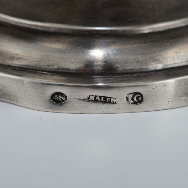 Versatoio neoclassico in argento fuso, sbalzato e cesellato. Ausburg, ultimo quarto del XVIII secolo, argentiere Seethaler  - Asta Argenti - Associazione Nazionale - Case d'Asta italiane