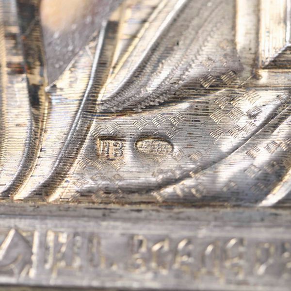 Vergine di Kazan e Cristo Pantocratore Icone su tavola. Riza in argento sbalzato e cesellato una Mosca 1889-1926e una Mosca 1908-1926  - Asta Argenti - Associazione Nazionale - Case d'Asta italiane