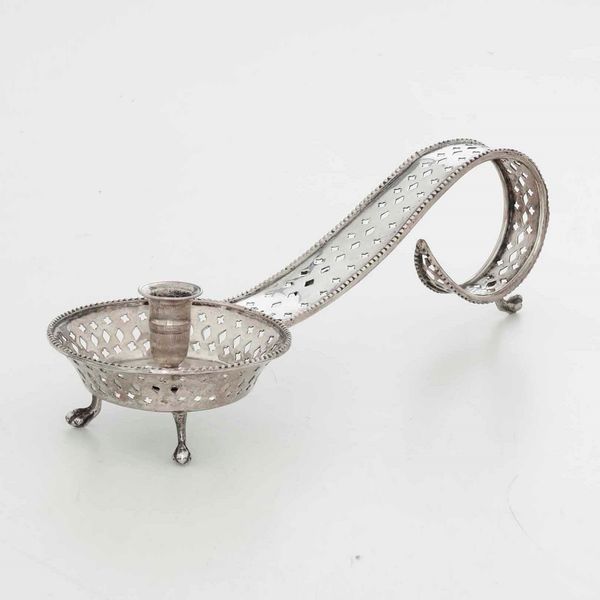 Palmatoria. Argento fuso, sbalzato e traforato.  ultimo quarto del XVIII secolo. Bolli del Maestro argentiere Girolamo Francescoli (1776-1802)  - Asta Argenti - Associazione Nazionale - Case d'Asta italiane