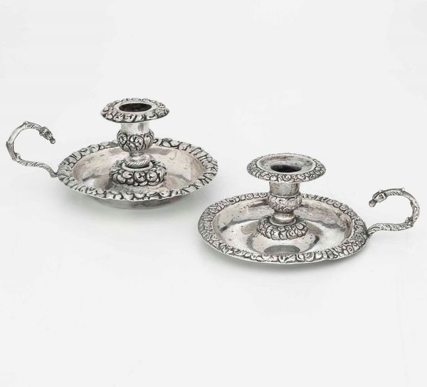 Due bugie. Napoli (?) XIX-XX secolo (apparentemente prive di punzonatura)  - Asta Argenti - Associazione Nazionale - Case d'Asta italiane