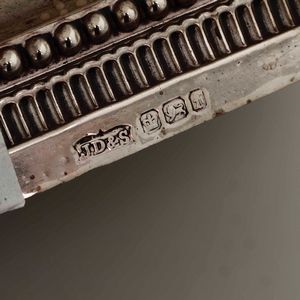 Lotto in argento e metallo argentato, argentieri differenti  - Asta Argenti - Associazione Nazionale - Case d'Asta italiane