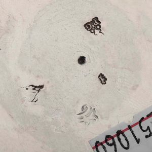 Lotto composto da due scatole con coperchio di forma circolare. Argento fuso. Differenti epoche e manifatture, una Londra 1902, uno Francia XVIII-XIX secolo FARE SAGGIO SCATOLA OVALE  - Asta Argenti - Associazione Nazionale - Case d'Asta italiane