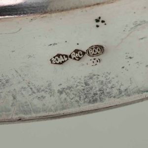 Antipastiera e formaggiera in argento e vetro. Argenteria italiana del XX secolo  - Asta Argenti - Associazione Nazionale - Case d'Asta italiane