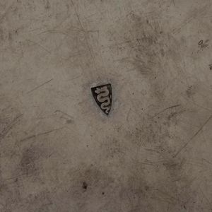 Vassoio. Argento fuso e sagomato. Argenteria milanese del XX secolo. Argentiere Miracoli  - Asta Argenti - Associazione Nazionale - Case d'Asta italiane