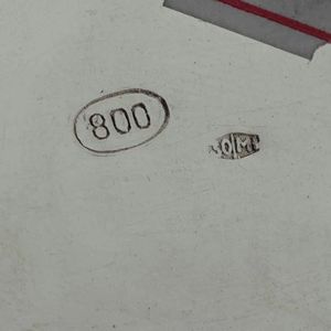 Due vaschette in argento. Argenteria milanese del XX secolo, argentieri differenti  - Asta Argenti - Associazione Nazionale - Case d'Asta italiane