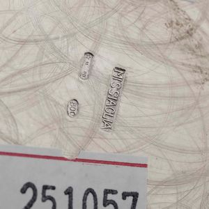 Caffettiera e teiera. Argento fuso e sagomato. Argenteria italiana del XX secolo. Argentiere De Boni, Padova per Missaglia Milano  - Asta Argenti - Associazione Nazionale - Case d'Asta italiane