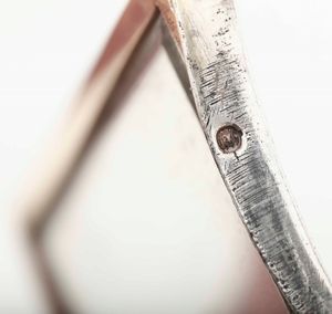 Lotto in argento composto da quattro scatole con coperchio, un vassoio, vaschetta con portacandele. Differenti epoche e manifatture  - Asta Argenti - Associazione Nazionale - Case d'Asta italiane