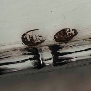 Ciotola ovale in argento. Argenteria italiana del XX secolo  - Asta Argenti - Associazione Nazionale - Case d'Asta italiane