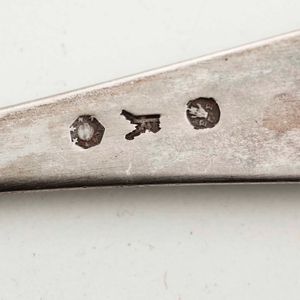 Insieme di posate d'argento. Differenti manifatture del XVIII-XIX secolo  - Asta Argenti - Associazione Nazionale - Case d'Asta italiane