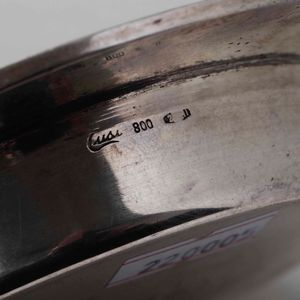 Tre oggetti in argento. Italia XX secolo. Portabiglietti e ciotola Argentiere Cusi Milano; scatola a coccinella Argentiere Pradella per Cusi milano  - Asta Argenti - Associazione Nazionale - Case d'Asta italiane