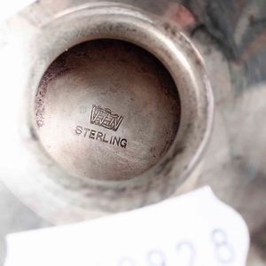 Due caffettiere in metallo argentato  - Asta Argenti - Associazione Nazionale - Case d'Asta italiane