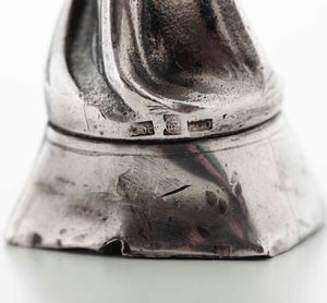 Sigillo in argento Argenteria liberty del XX secolo. Marchi ad imitazione dellargenteria tedesca.  - Asta Argenti - Associazione Nazionale - Case d'Asta italiane