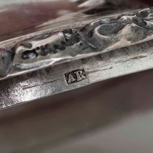 Zuccheriera in argento fuso, sbalzato e cesellato, Napoli, XIX secolo  - Asta Argenti - Associazione Nazionale - Case d'Asta italiane