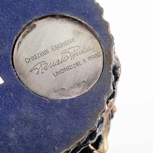 Coppia di sculturine raffiguranti contadinelli e scultura raffigurante clown in caolino e argento. Manifattura artistica italiana del XX secolo  - Asta Argenti - Associazione Nazionale - Case d'Asta italiane