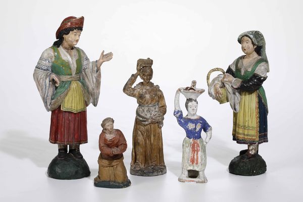 Lotto di cinque figurine da presepe. Italia XIX-XX secolo  - Asta Scultura - Associazione Nazionale - Case d'Asta italiane