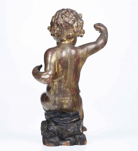 Scultura di putto in legno scolpito e dorato. Arte italiana del XIX secolo  - Asta Scultura - Associazione Nazionale - Case d'Asta italiane