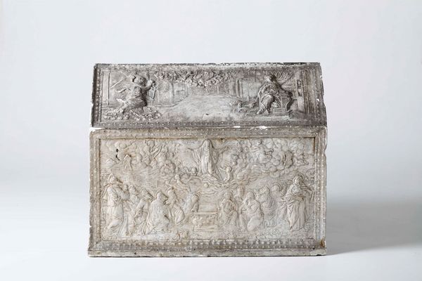 Modello di urna in gesso con raffigurazioni della vita della Vergine Maria di gusto rinascimentale. XIX secolo  - Asta Scultura - Associazione Nazionale - Case d'Asta italiane