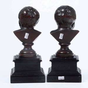 Coppia di putti. Legno scolpito. XIX-XX secolo  - Asta Scultura - Associazione Nazionale - Case d'Asta italiane