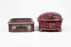 Due scatole diverse in legno laccato. XIX secolo  - Asta Scultura - Associazione Nazionale - Case d'Asta italiane