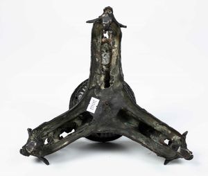 Calamaio in bronzo fuso e cesellato. Fonditore del XVI secolo  - Asta Scultura - Associazione Nazionale - Case d'Asta italiane