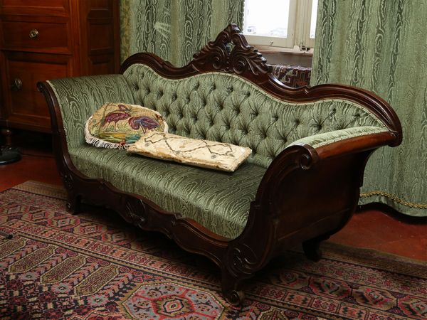 Divanetto a barca  - Asta Arredi e dipinti da un antico palazzo marchigiano - Associazione Nazionale - Case d'Asta italiane