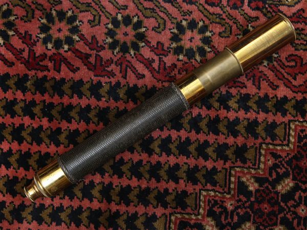 Cannocchiale  - Asta Arredi e dipinti da un antico palazzo marchigiano - Associazione Nazionale - Case d'Asta italiane