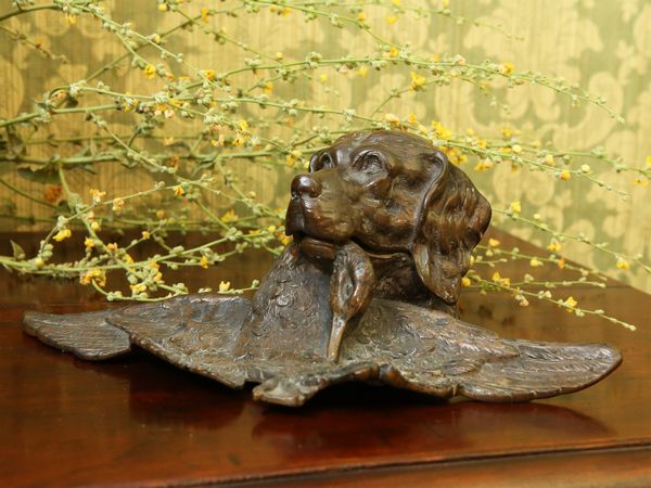 Calamaio in bronzo di gusto venatorio  - Asta Arredi e dipinti da un antico palazzo marchigiano - Associazione Nazionale - Case d'Asta italiane