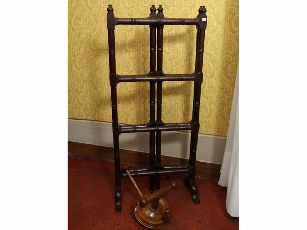 Lotto di complementi d'arredo per sala da bagno  - Asta Arredi e dipinti da un antico palazzo marchigiano - Associazione Nazionale - Case d'Asta italiane